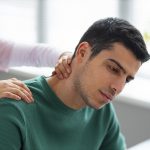 boyun düzleşmesi, boyun düzleşmesi ağrı yapar mı, boyun düzleşmesi belirtileri, boyun ağrısı, boyun düzleşmesi egzersizleri, servikal lordoz, Antalya boyun fizyoterapisi, boyun düzleşmesi tedavisi
